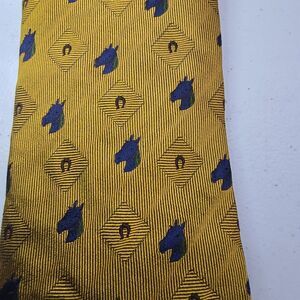 Sir Johnny Mens Neck Tie Gold With Blue Horse  Head Equestrian Horse Shoes